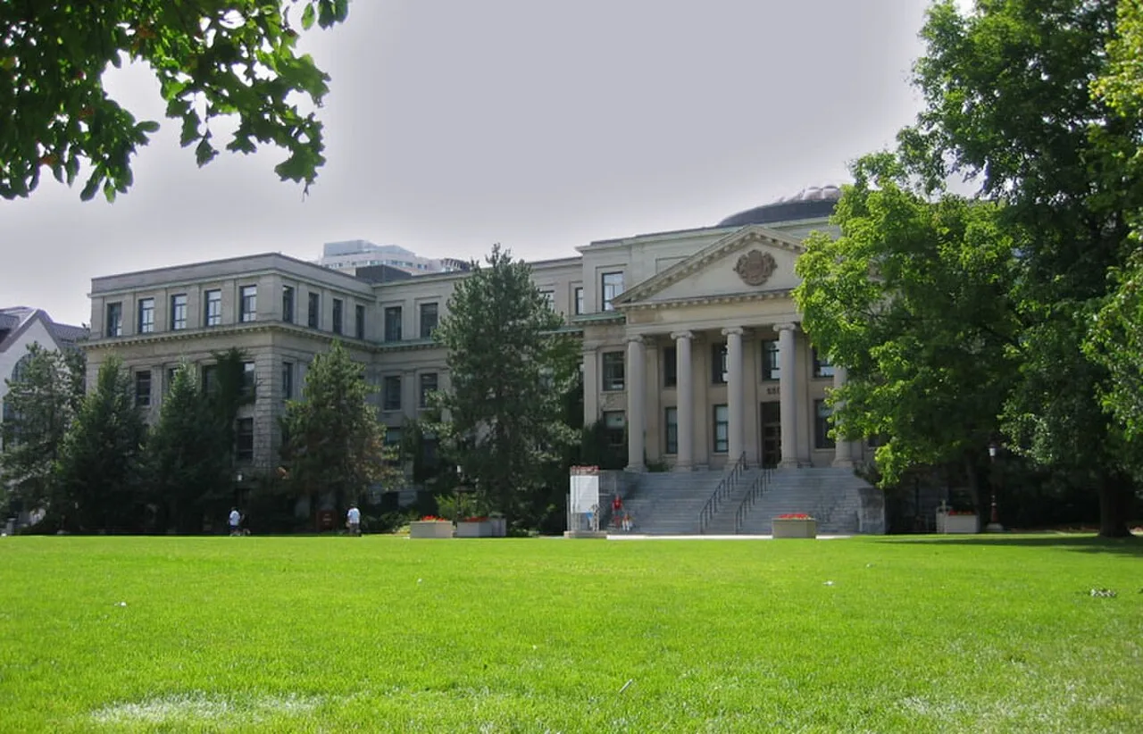 Tabaret Hall Ottawa