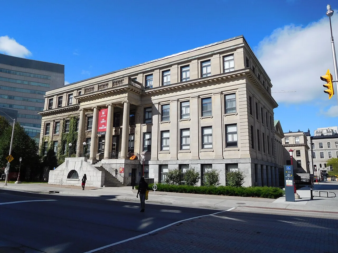 University of Ottawa: Tabaret Hall - 02